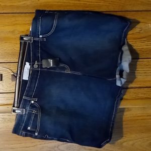 Torrid denim jean shorts size 24 NWT.